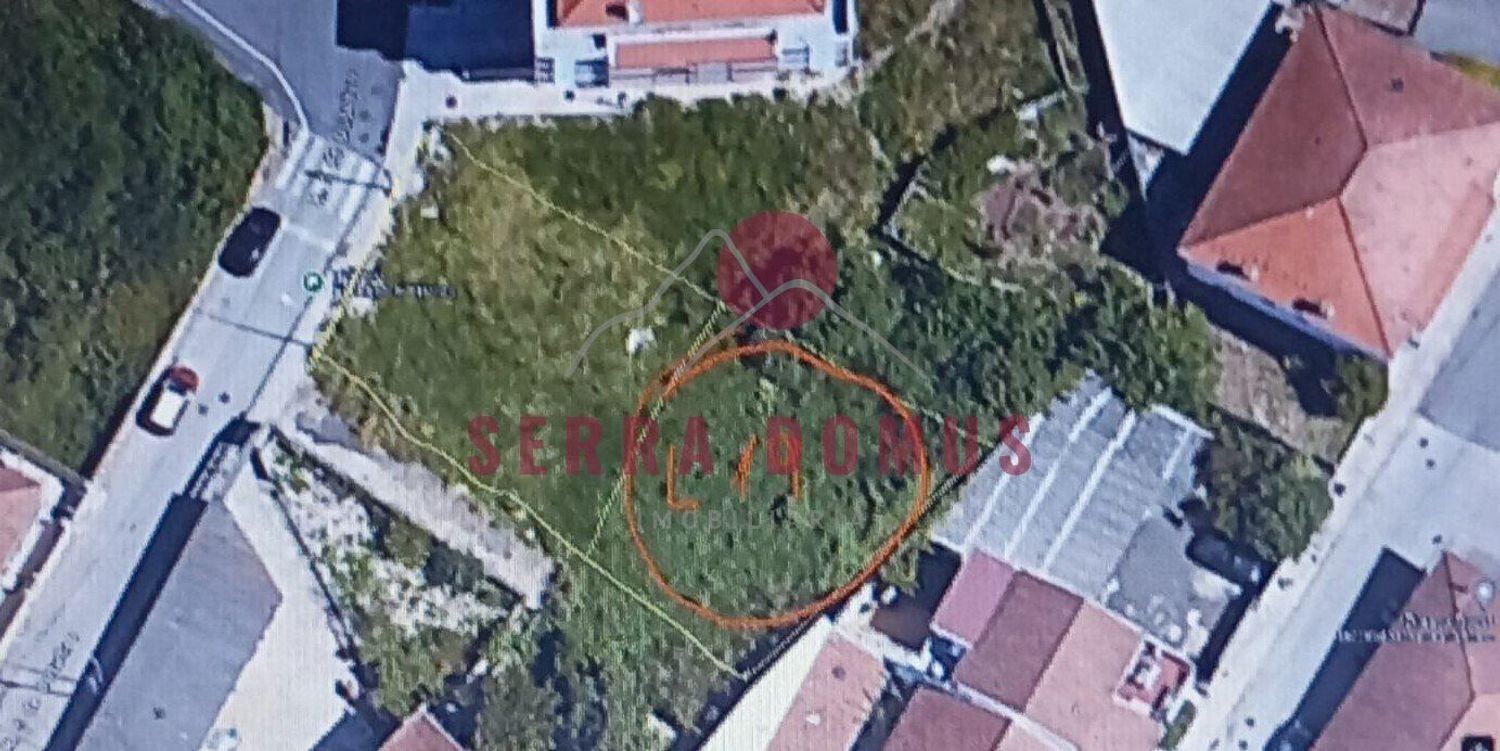 Grundstück in Amadora, Portugal 210m², Nr. 190411