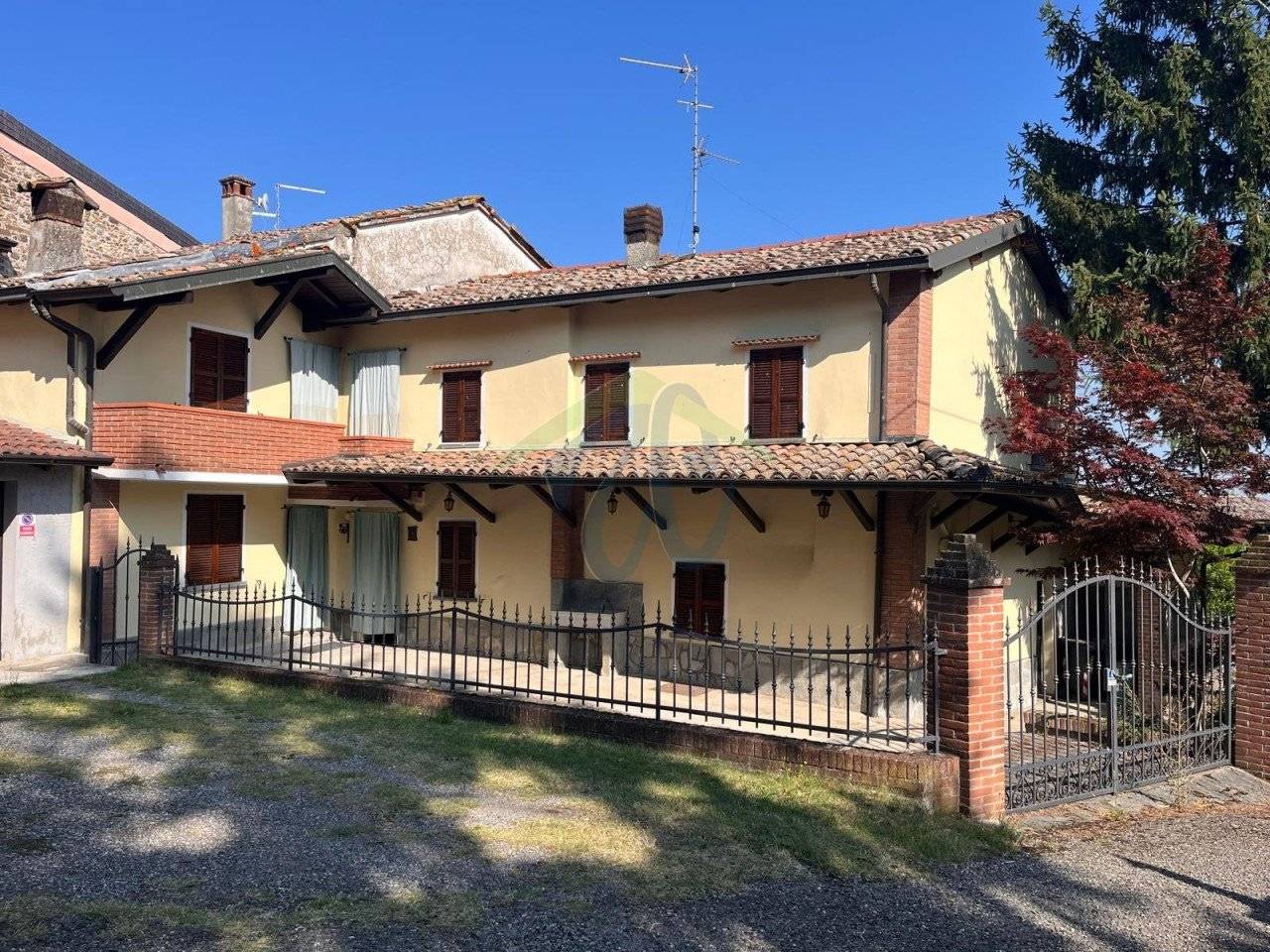 2 bedrooms Villa in Borgonovo Val Tidone, Italy No. 86271