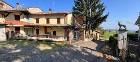 2 bedrooms Villa in Borgonovo Val Tidone, Italy No. 86271 4