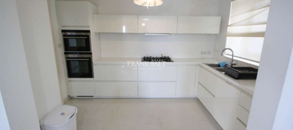 Apartamento T3 em Sliema, Malta N.º 8623 6
