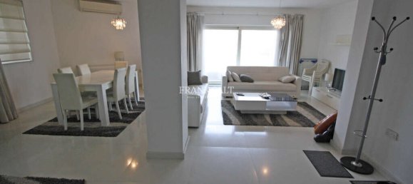 Apartamento T3 em Sliema, Malta N.º 8623 8
