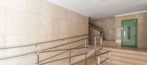 Apartamento T3 em Granada, Spain N.º 143896 3