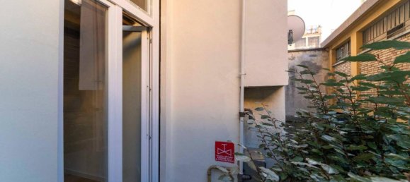 3-salle Appartement à Turin, Italy No. 30951 25