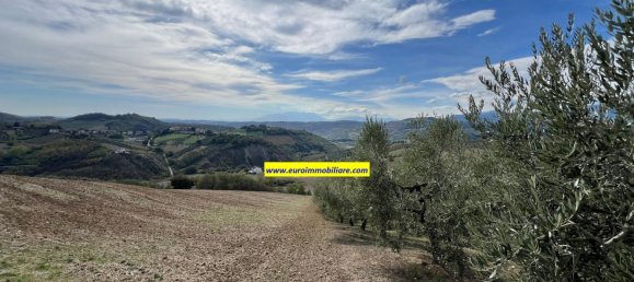 12-Zimmer Haus in Castilenti, Italy, Nr. 89395 25