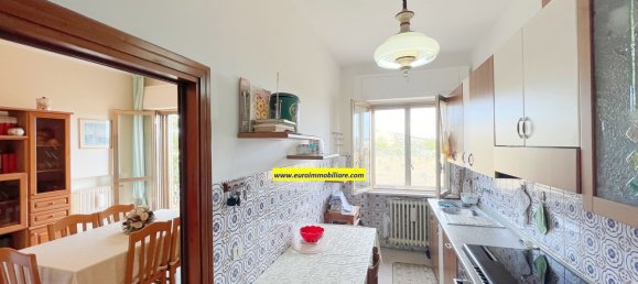 12-Zimmer Haus in Castilenti, Italy, Nr. 89395 41