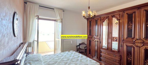 12-Zimmer Haus in Castilenti, Italy, Nr. 89395 39