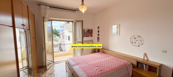 12-Zimmer Haus in Castilenti, Italy, Nr. 89395 6