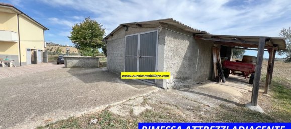12-Zimmer Haus in Castilenti, Italy, Nr. 89395 24