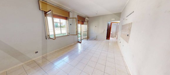 2 rooms Apartment in Brusciano, Italy No. 18427 12