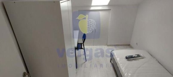 5 bedrooms House in Lisbon, Portugal No. 135044 3