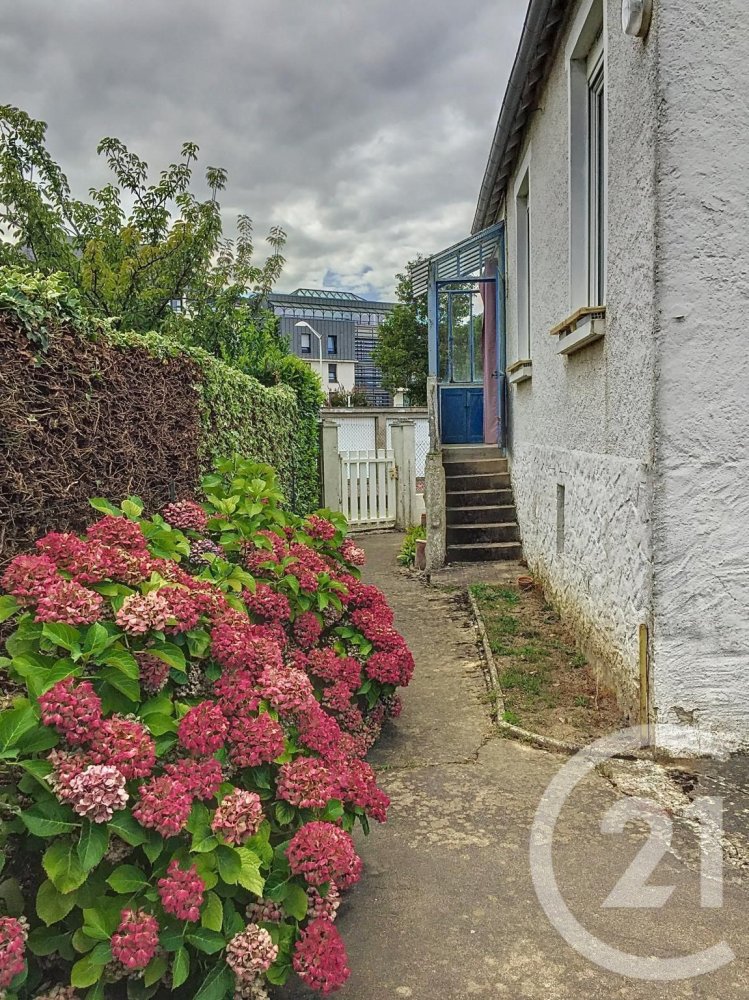 1 غرف نوم منزل في Saint-Cyr-sur-Loire, France رقم 53046