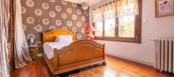 Casa de 3 dormitorios en Vimy, France No. 211511 11