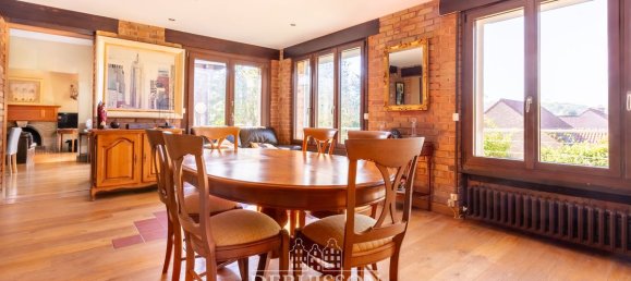 Casa de 3 dormitorios en Vimy, France No. 211511 5