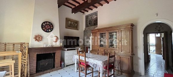 Villa de 2 dormitorios en Campi Bisenzio, Italy No. 196743 44