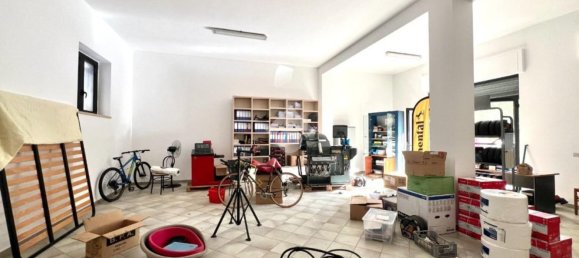 85m² Garage in Ceglie Messapica, Italy No. 76339 8