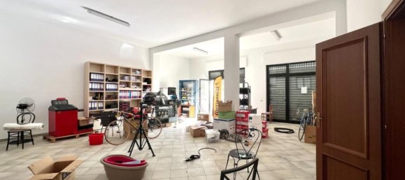 85m² Garage in Ceglie Messapica, Italy No. 76339 6