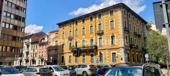 1 bedroom Apartment in Milan, Italy No. 379843 6