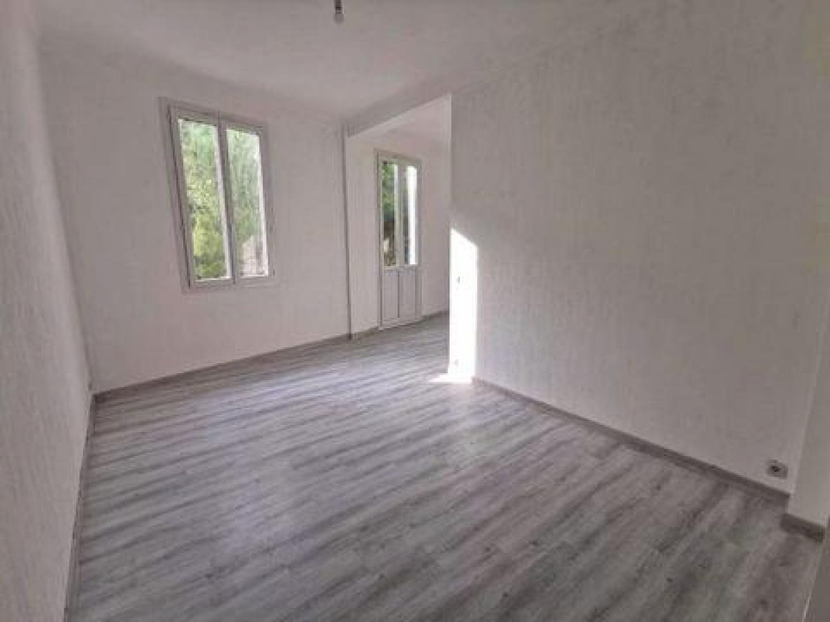 شقة 2 غرف نوم  في Nice, France رقم 6011