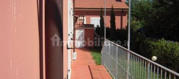 3 غرف نوم فيلا في Sarzana, Italy رقم 147343 15