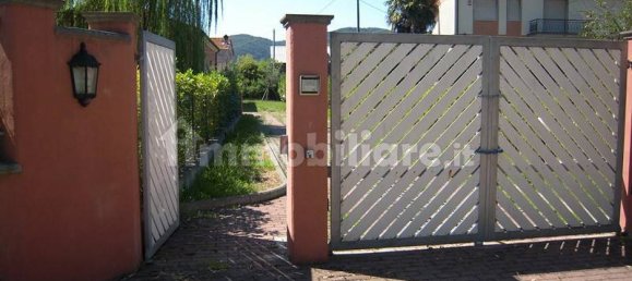 3 غرف نوم فيلا في Sarzana, Italy رقم 147343 8