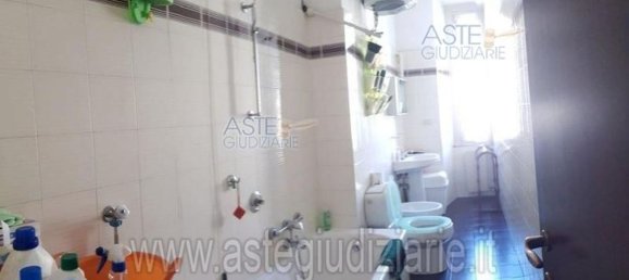 Apartamento de 2 habitaciónes en Rome, Italy No. 202436 56