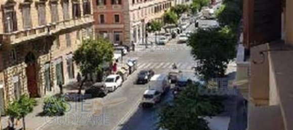 Apartamento de 2 habitaciónes en Rome, Italy No. 202436 30