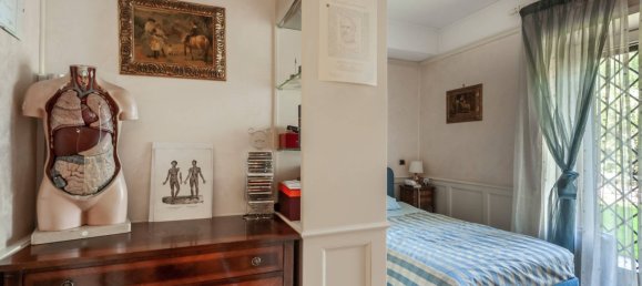 4 bedrooms Apartment in Rome, Italy No. 371577 17