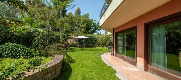 4 bedrooms Apartment in Rome, Italy No. 371577 19