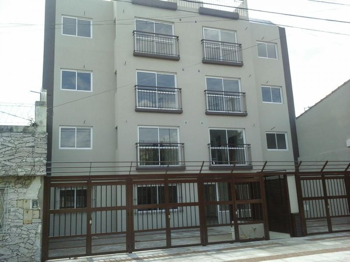 Studio in Moron, Argentina No. 59668