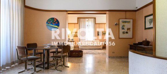 5 rooms Office in Rome, Italy No. 345555 24