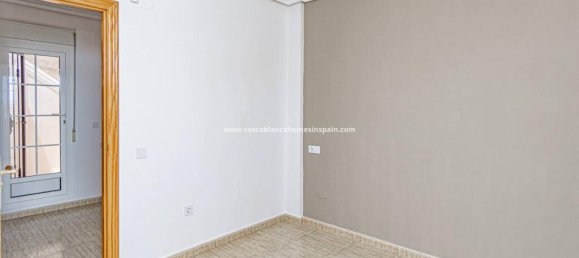 3 bedrooms Villa in Alicante, Spain No. 171472 30