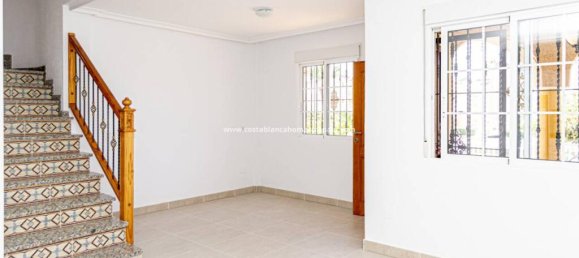 3 bedrooms Villa in Alicante, Spain No. 171472 16