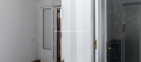 3 bedrooms Villa in Alicante, Spain No. 171472 21