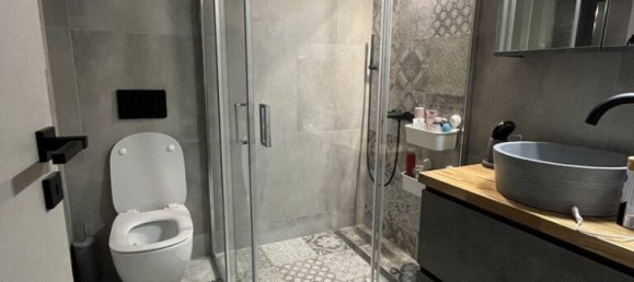 5 bedrooms Apartment in Piraeus, Greece No. 1828 14