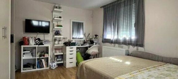 5 bedrooms Apartment in Piraeus, Greece No. 1828 21