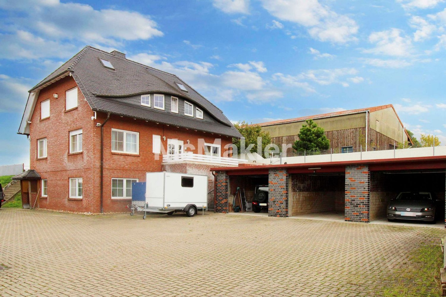 Коммерческая недвижимость с 4 спальнями в Гослар, Германия № 129120