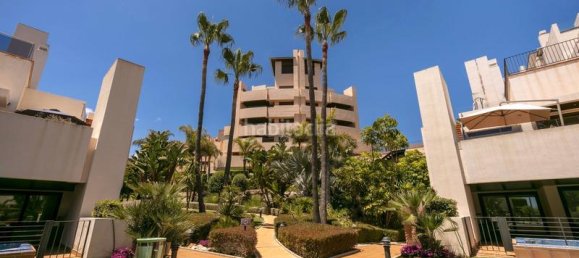 3 bedrooms Duplex in Estepona, Spain No. 187094 43