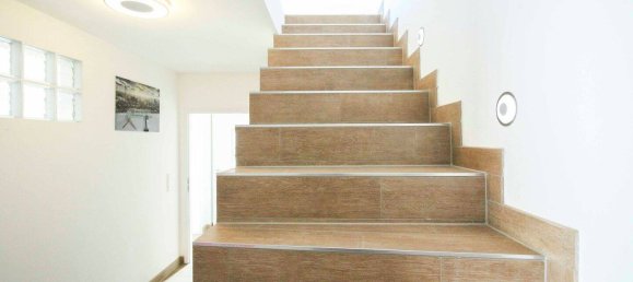 3 bedrooms Townhouse in Mettmann, Germany No. 320990 3