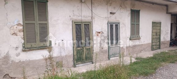 2 Schlafzimmer Haus in Samarate, Italy, Nr. 347557 6