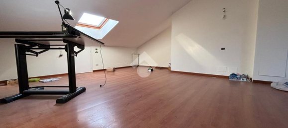 3 bedrooms Villa in Novara, Italy No. 53251 24