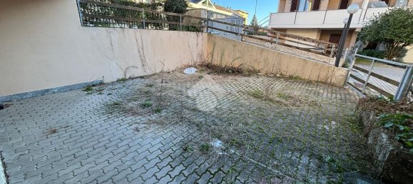 3 bedrooms Villa in Novara, Italy No. 53251 36