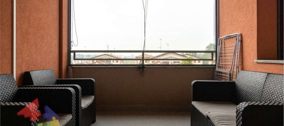 3غرفة شقة في Casorate Primo, Italy رقم 188314 2