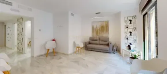 3 bedrooms Apartment in Malaga, Spain No. 136255 9