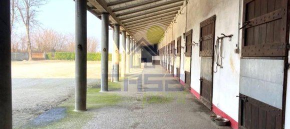 4 rooms Villa in Soresina, Italy No. 158152 2