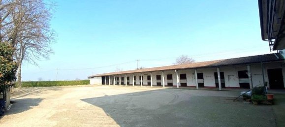 4 rooms Villa in Soresina, Italy No. 158152 38