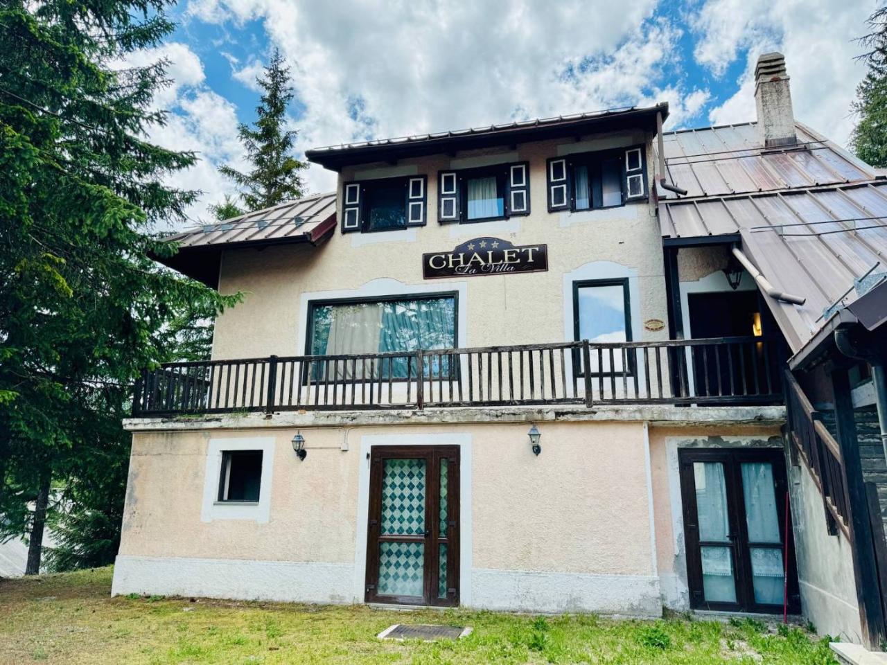 Casa de 28 habitaciónes en Claviere, Italy No. 103251