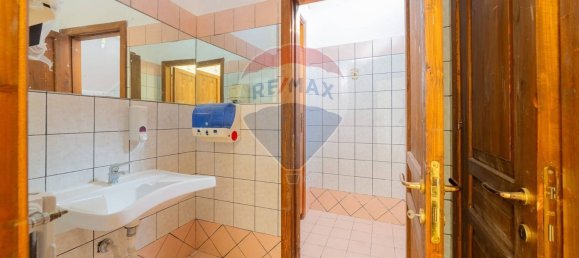 Propriété commerciale à Pacentro, Italy 650m² No. 344400 21