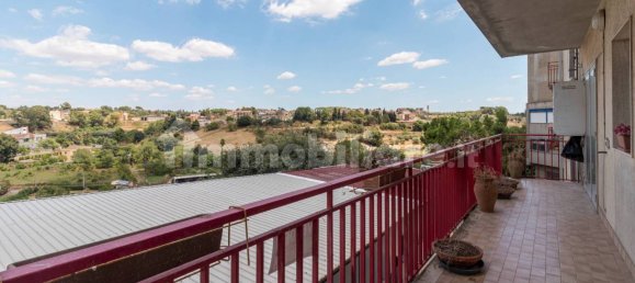 2 Schlafzimmer Wohnung in Caltagirone, Italy, Nr. 359127 2