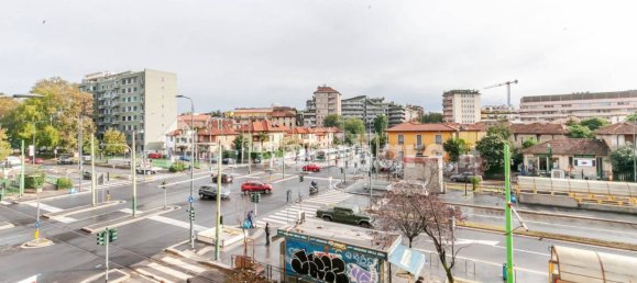 1 bedroom Apartment in Milan, Italy No. 323483 15