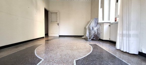 4 bedrooms Apartment in Genoa, Italy No. 344408 2